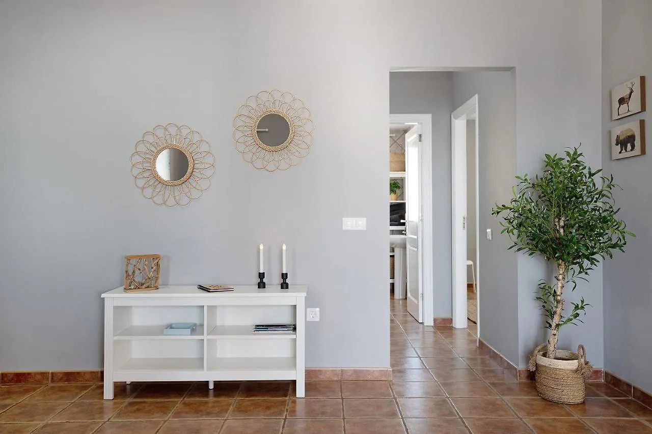Apartamentos La Estrella III Playa Blanca  Spain