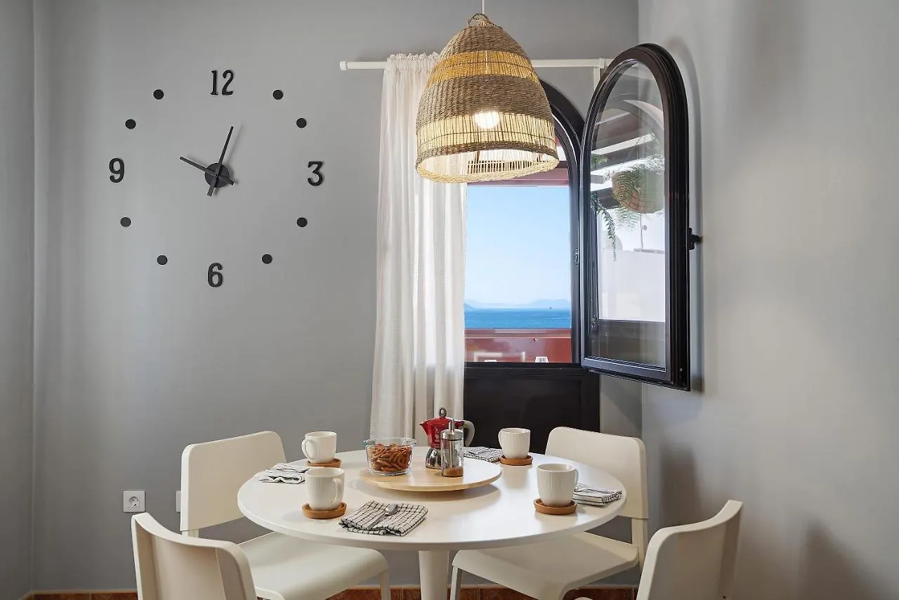 Apartamentos La Estrella III Playa Blanca