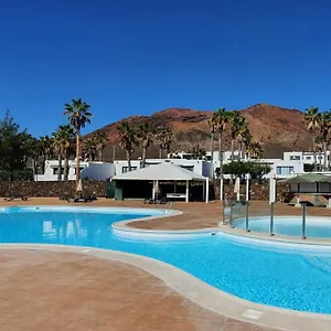 Palmeras Garden Apartment