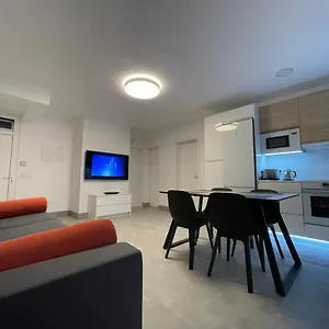 Izaro Atico De Lujo Cerca De Playa Dorada Apartamento